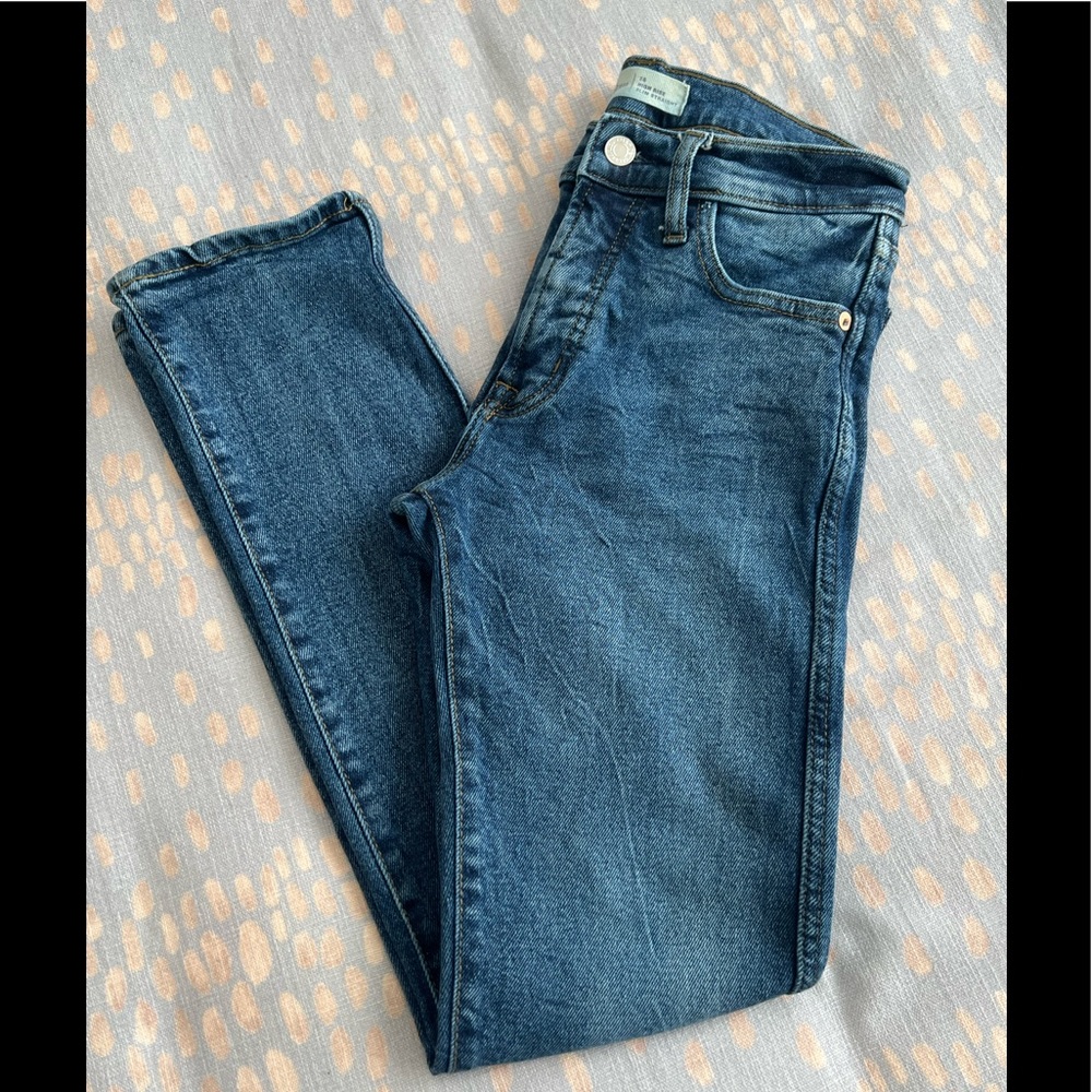NWOT GAP High Rise Slim Straight Reg Vtg Cuff Denim Jeans 26